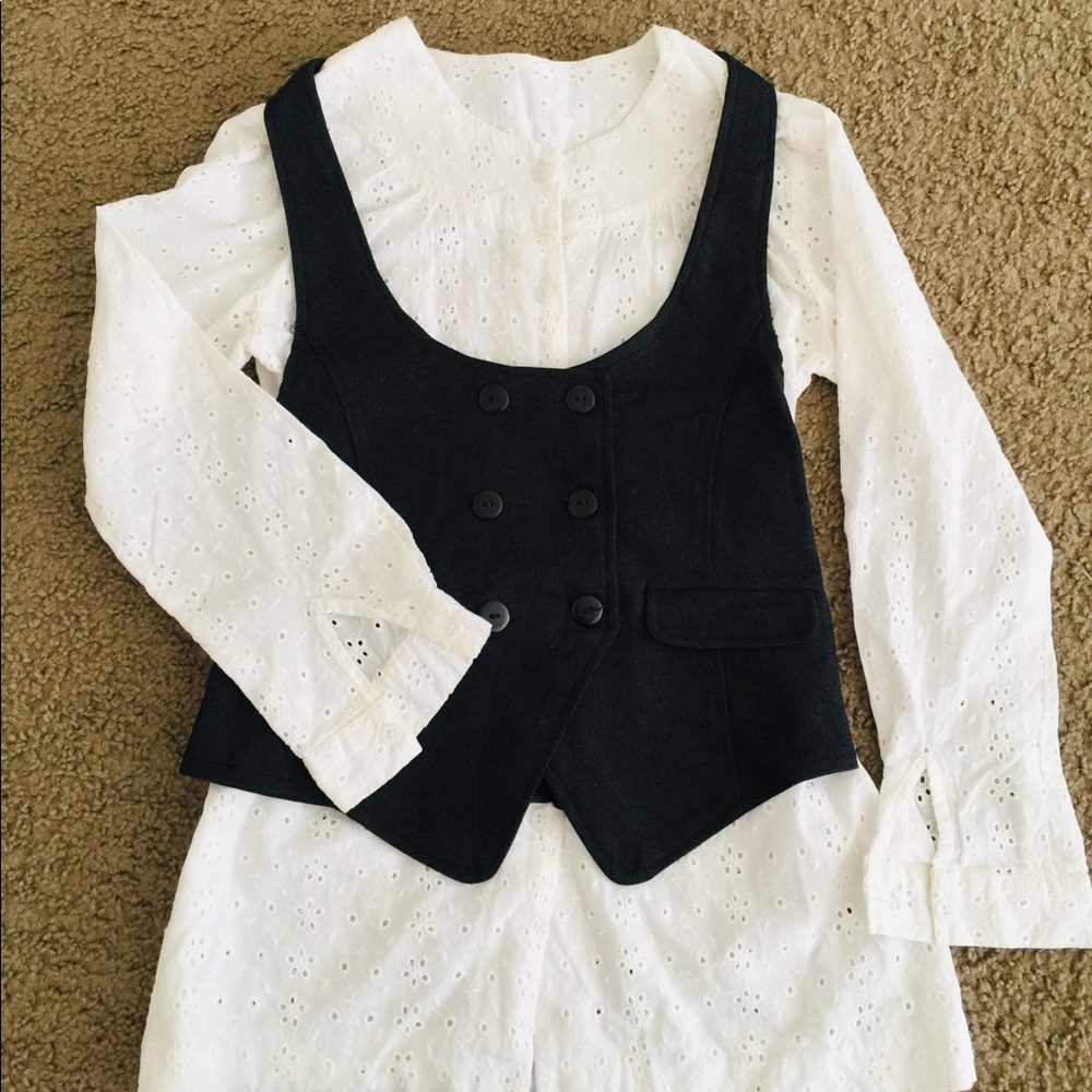Vest - Picture 4 of 4